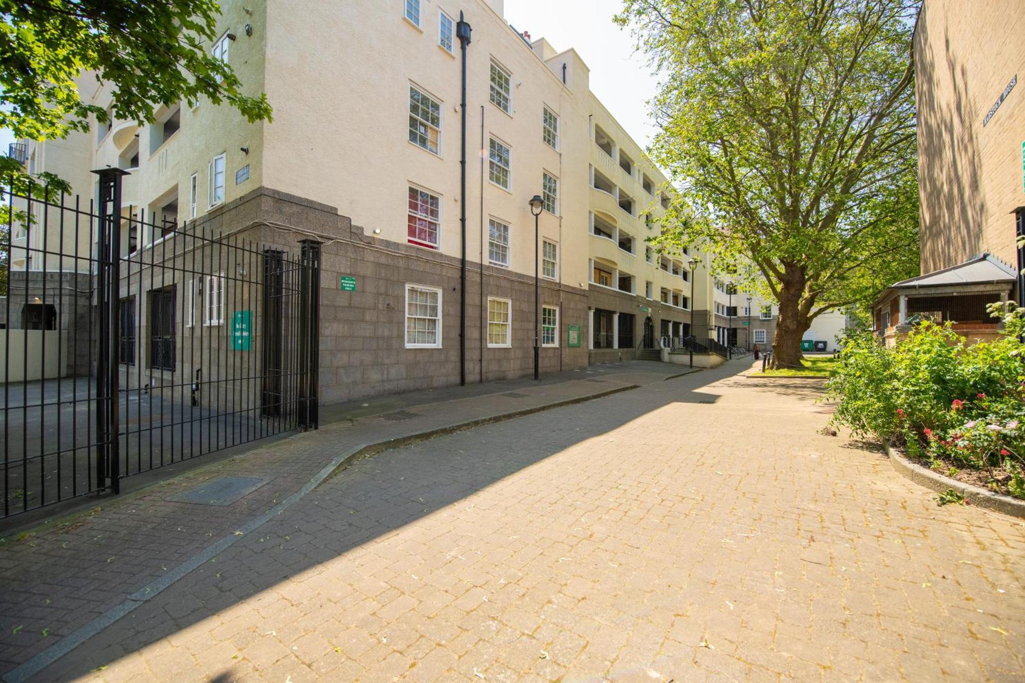 Stylish Central Kings Cross 2 Bedroom Flat ロンドン エクステリア 写真